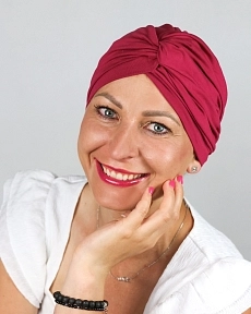 Turban Ara vínová.jpg